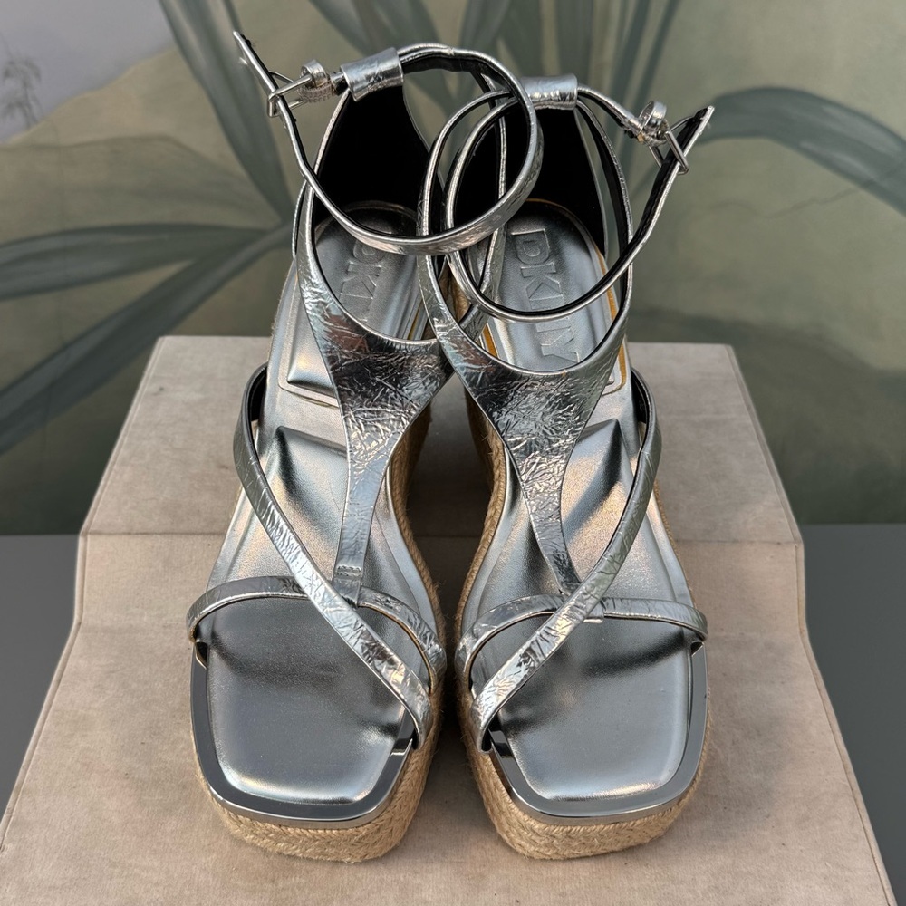 DKNY Metallic Silver Espadrille Wedge Sandals, size 6, NWOT - Picture 5 of 10